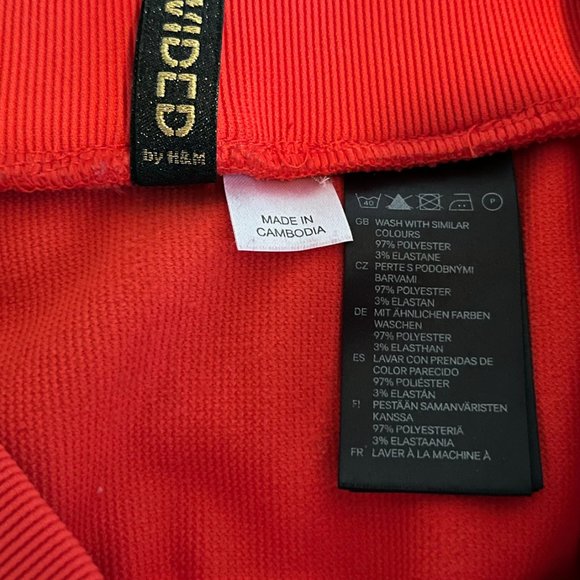 Divided (H&M) Cherry Red fitted Mini Skirt (Size 6) - Picture 4 of 5